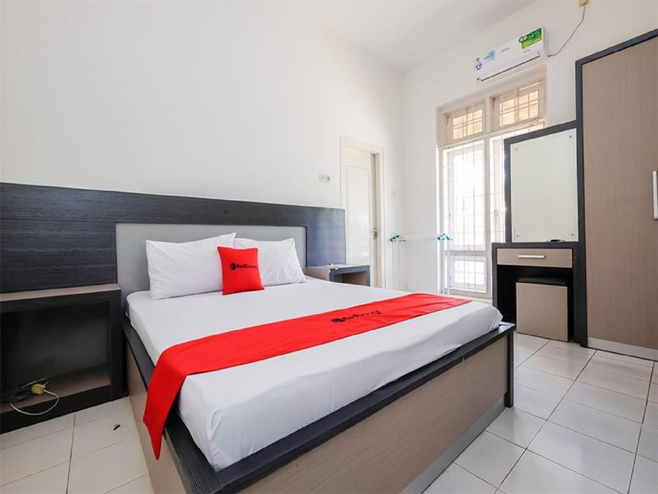 Reddoorz Near Moro Mall Purwokerto Kültér fotó